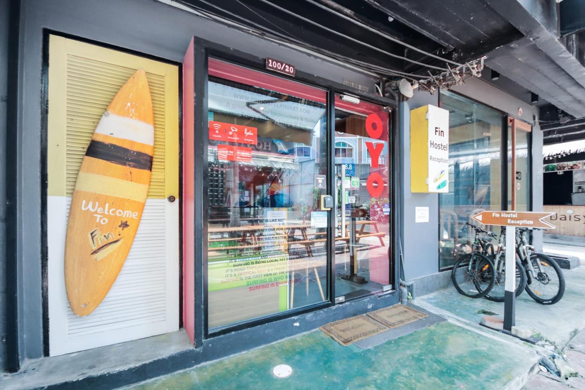 Oyo 1074 Fin Hostel Kata Beach  Exterior photo